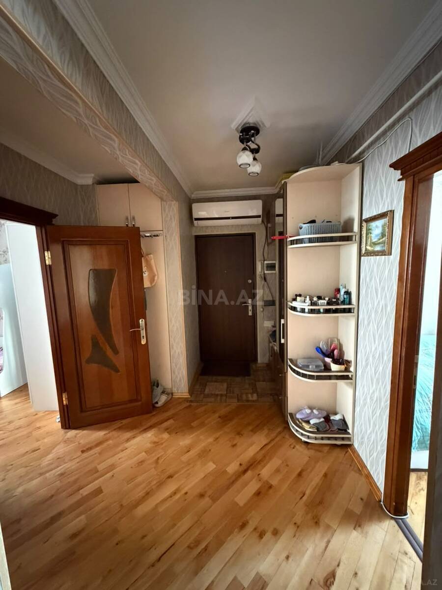 3 otaqlı Köhnə tikili, Həzi Aslanov q., Bakı