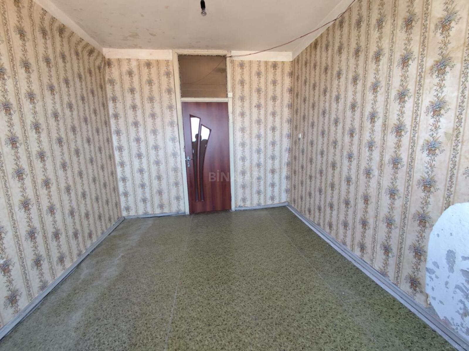 3 otaqlı Köhnə tikili, Həzi Aslanov m., Bakı