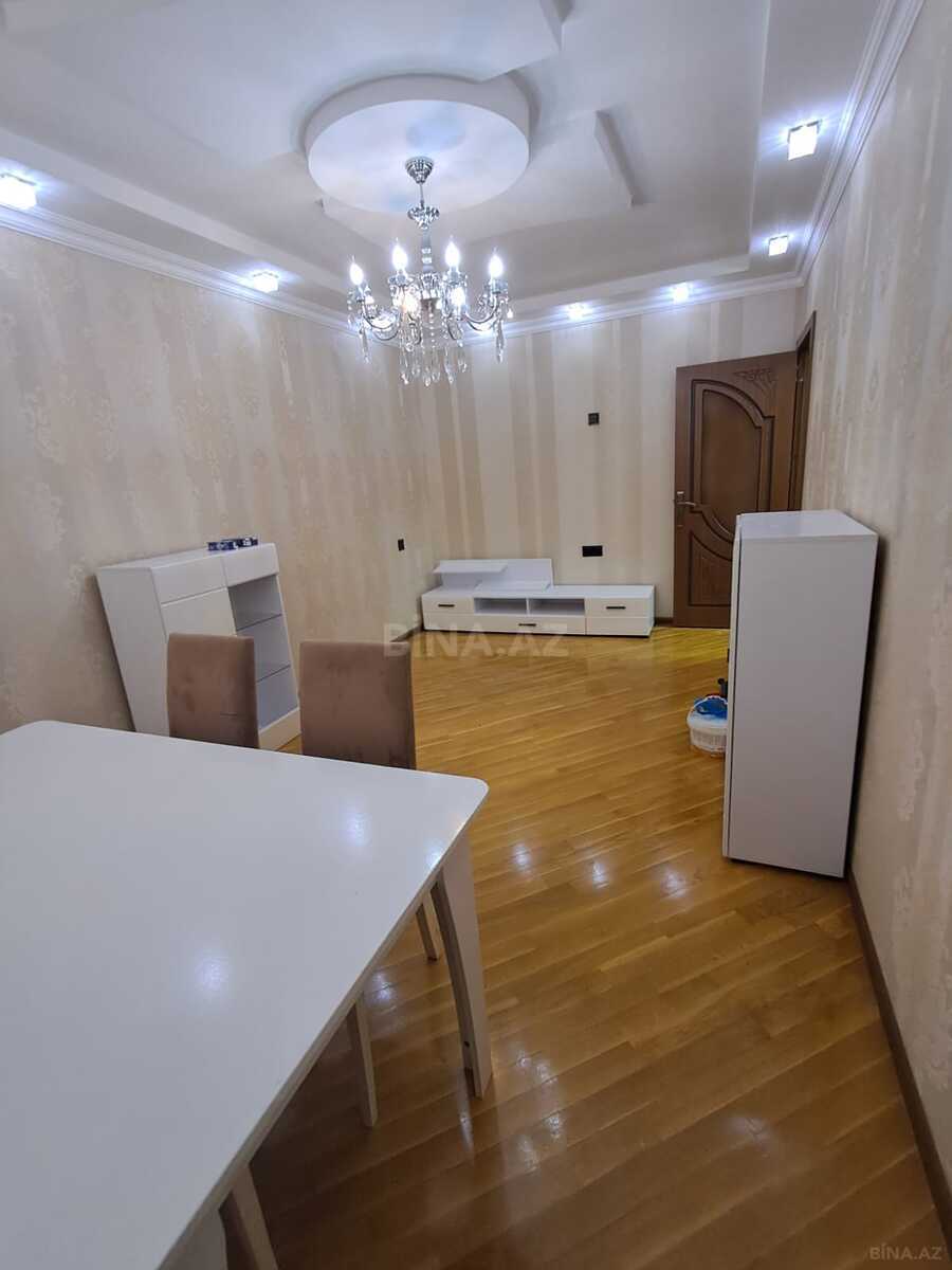 3 otaqlı Köhnə tikili, Sumqayıt