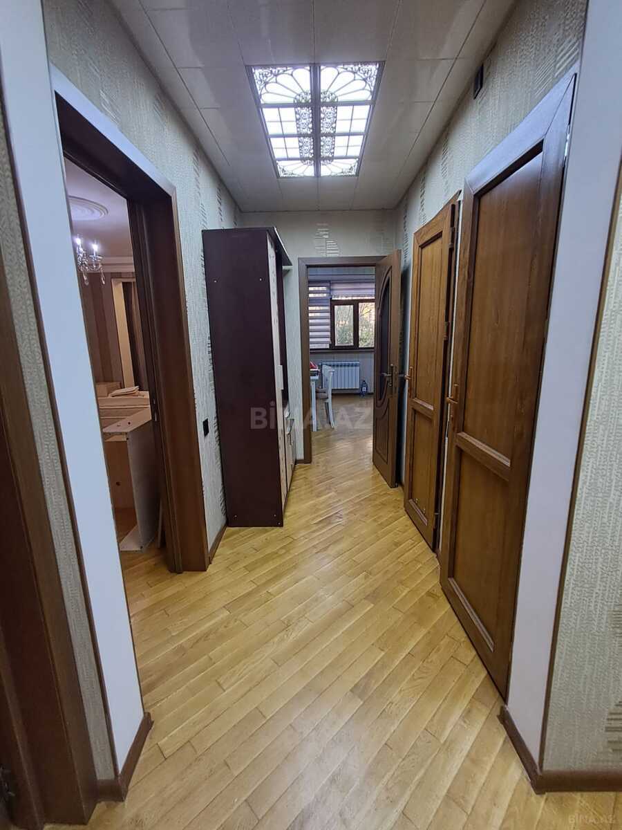3 otaqlı Köhnə tikili, Sumqayıt