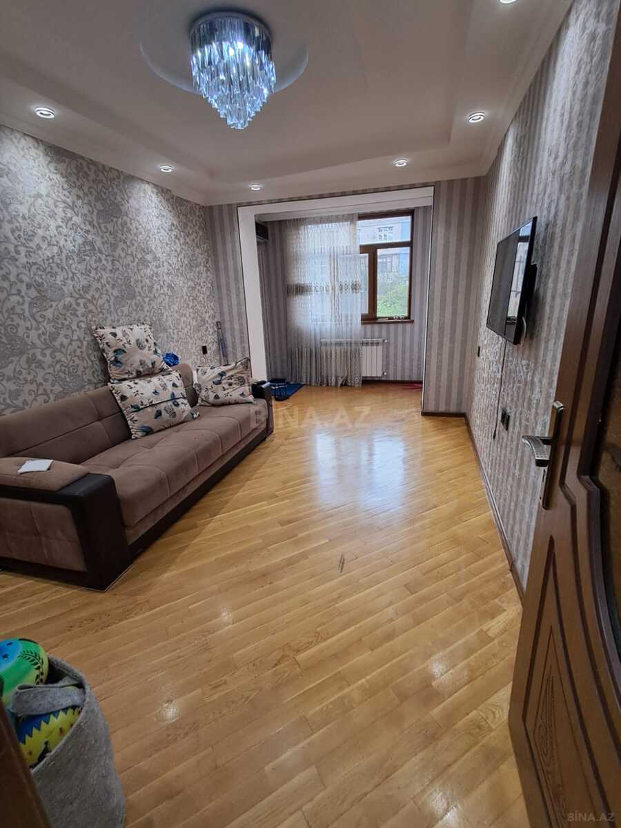 3 otaqlı Köhnə tikili, Sumqayıt