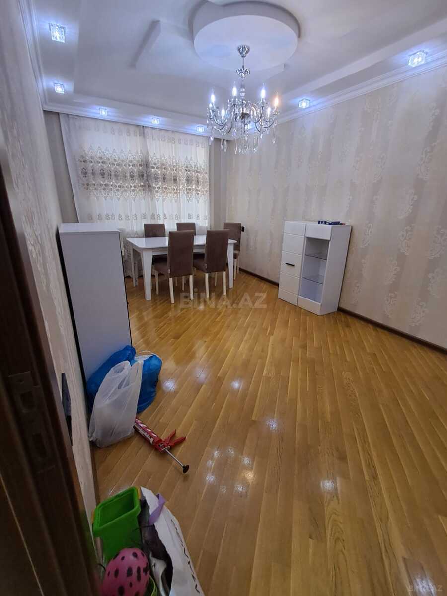 3 otaqlı Köhnə tikili, Sumqayıt