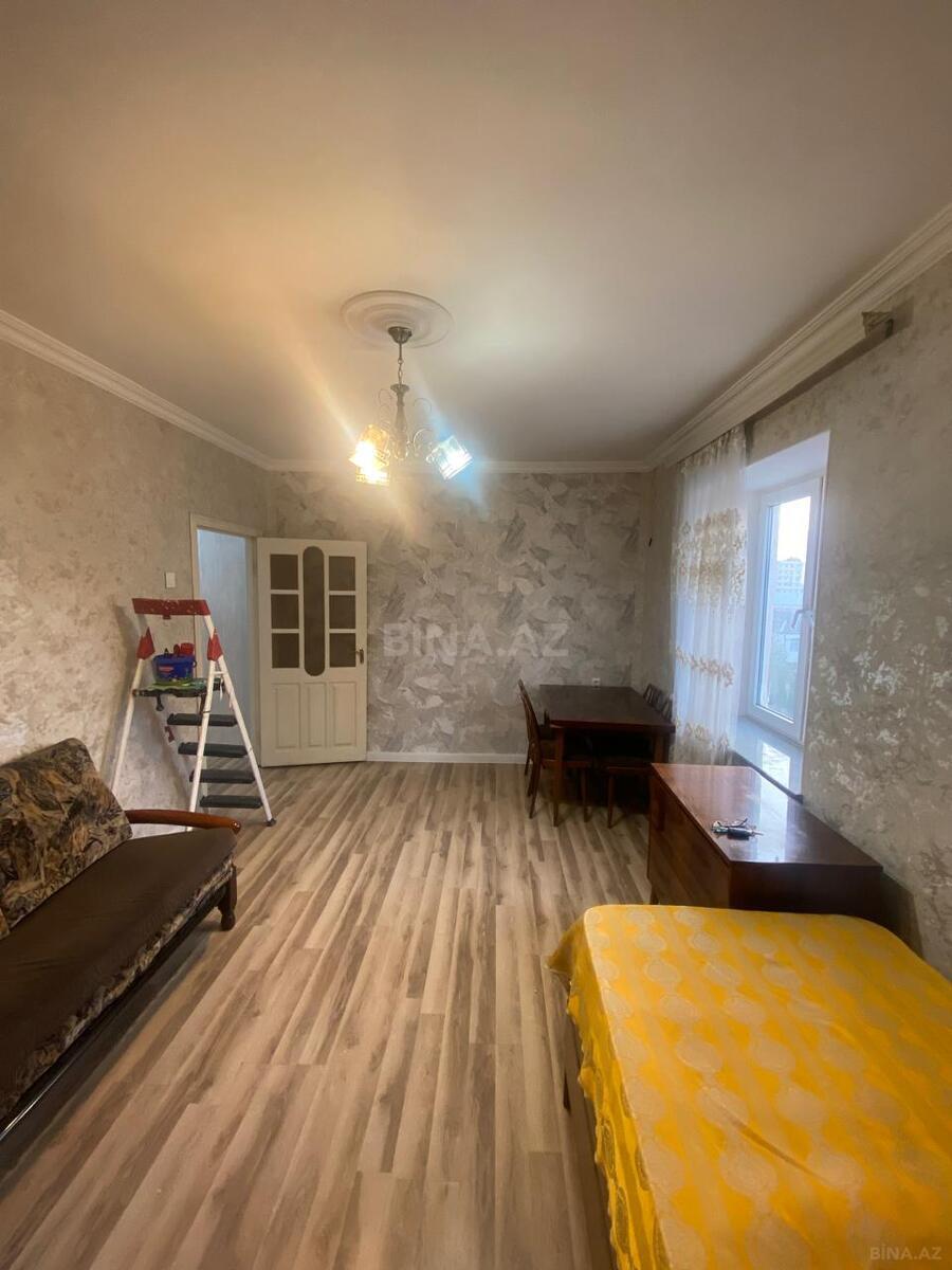 2 otaqlı Köhnə tikili, Həzi Aslanov m., Bakı