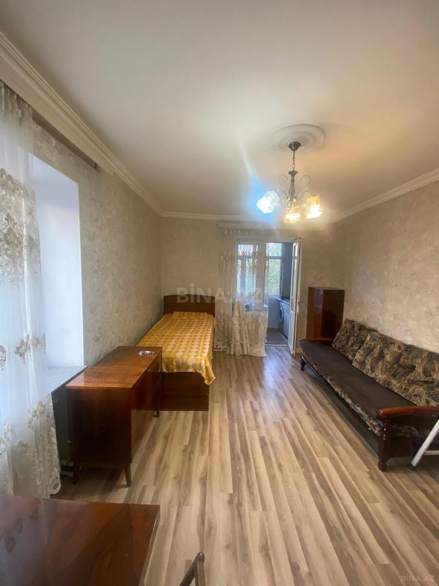2 otaqlı Köhnə tikili, Həzi Aslanov m., Bakı