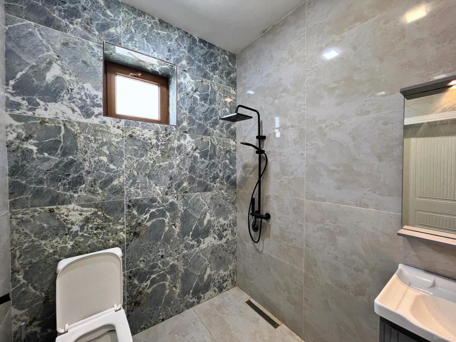 4 otaqlı Həyət evi/Bağ evi, Şüvəlan q., Bakı