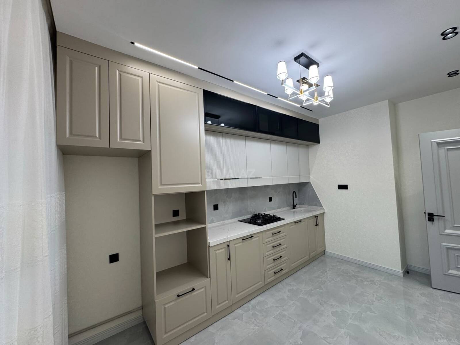 3 otaqlı Yeni tikili, Neftçilər m., Bakı