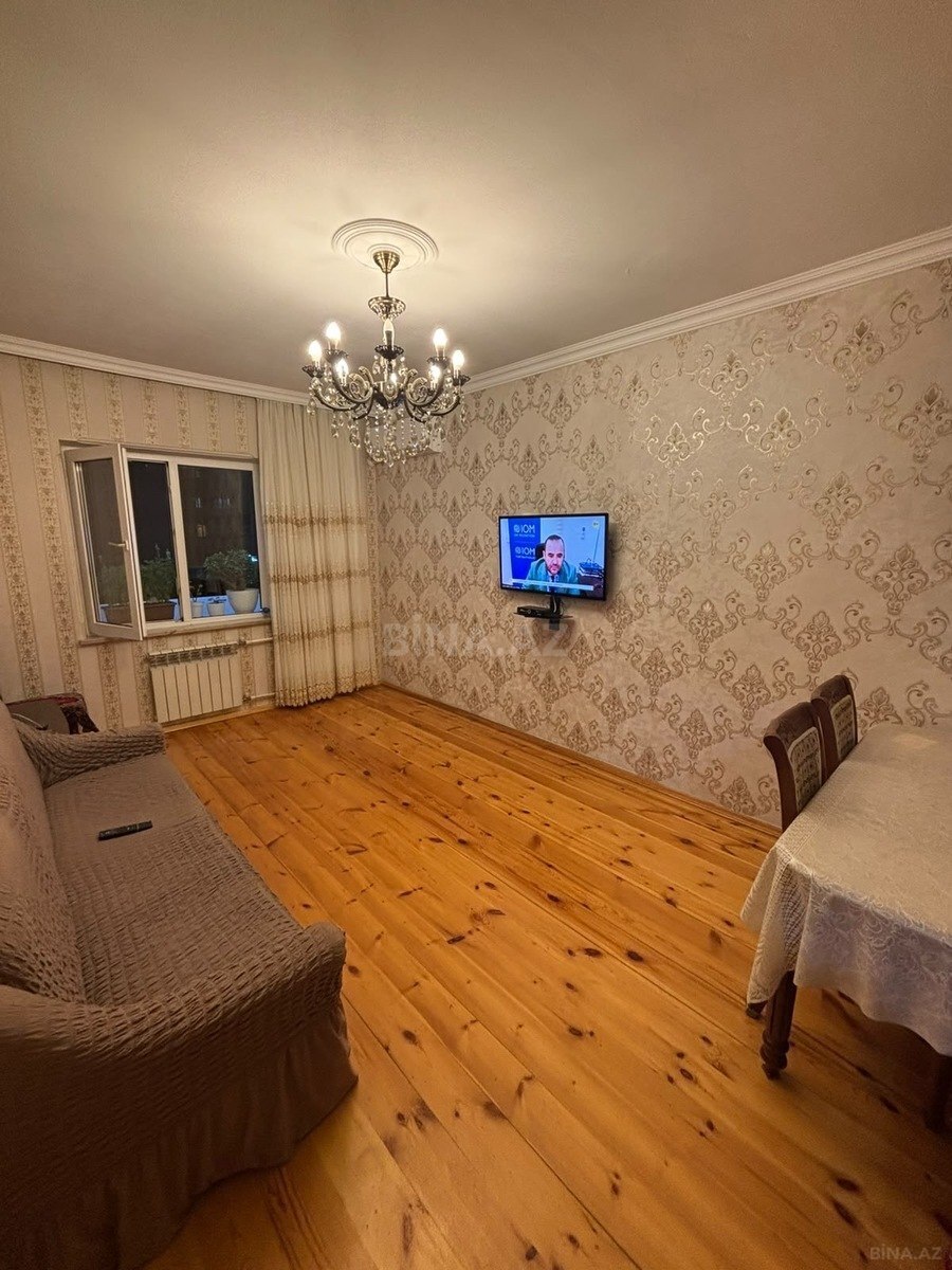 2 otaqlı Köhnə tikili, Xalqlar Dostluğu m., Bakı