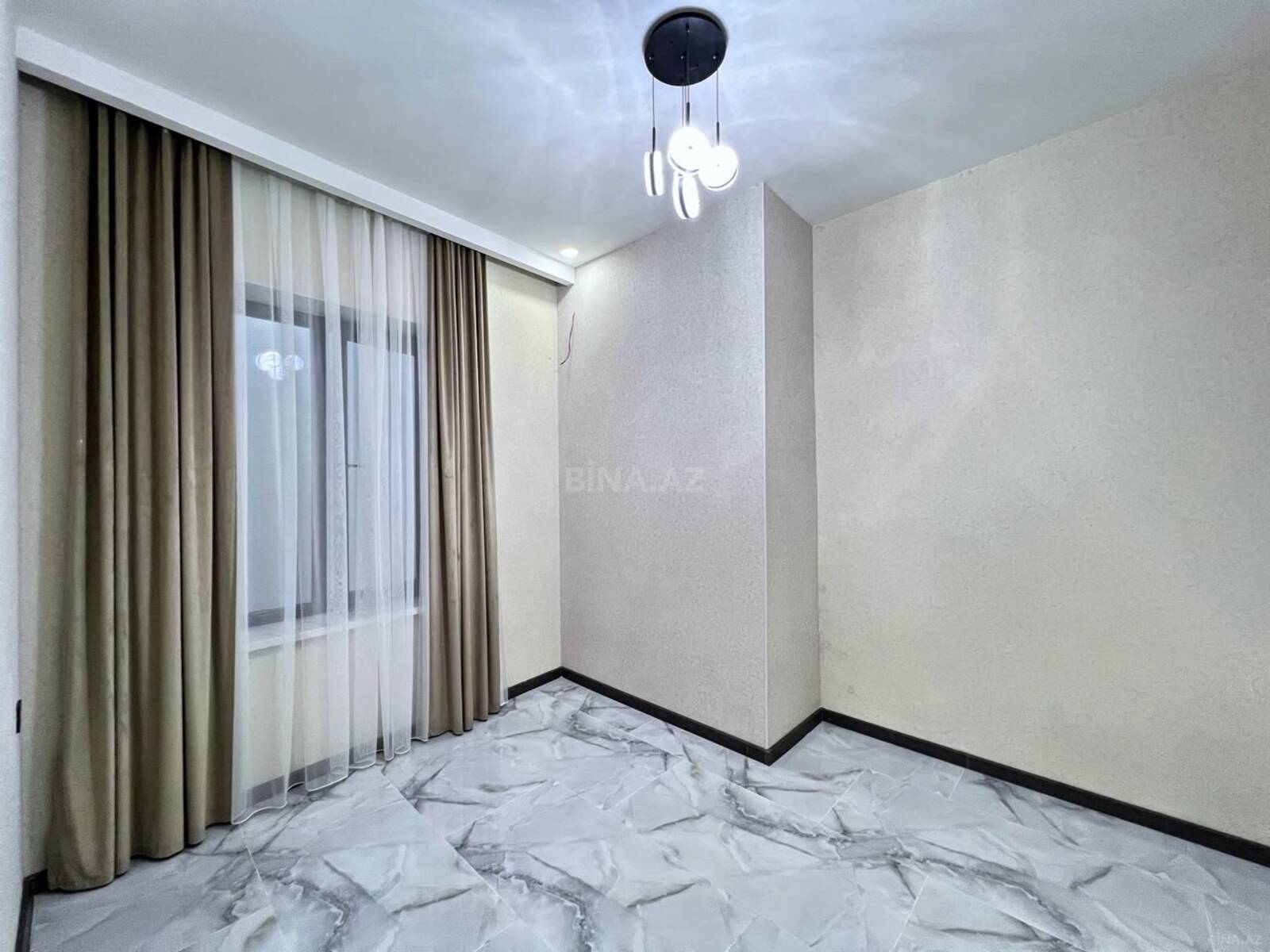 4 otaqlı Həyət evi/Bağ evi, Şüvəlan q., Bakı