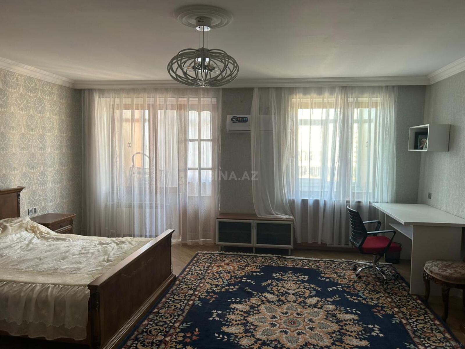 4 otaqlı Köhnə tikili, Nəsimi r., Bakı