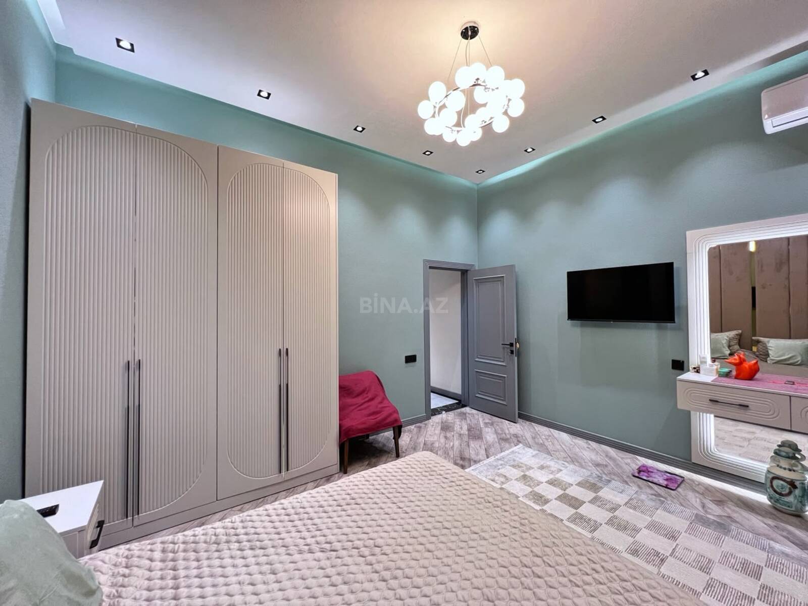 4 otaqlı Həyət evi/Bağ evi, Mərdəkan q., Bakı