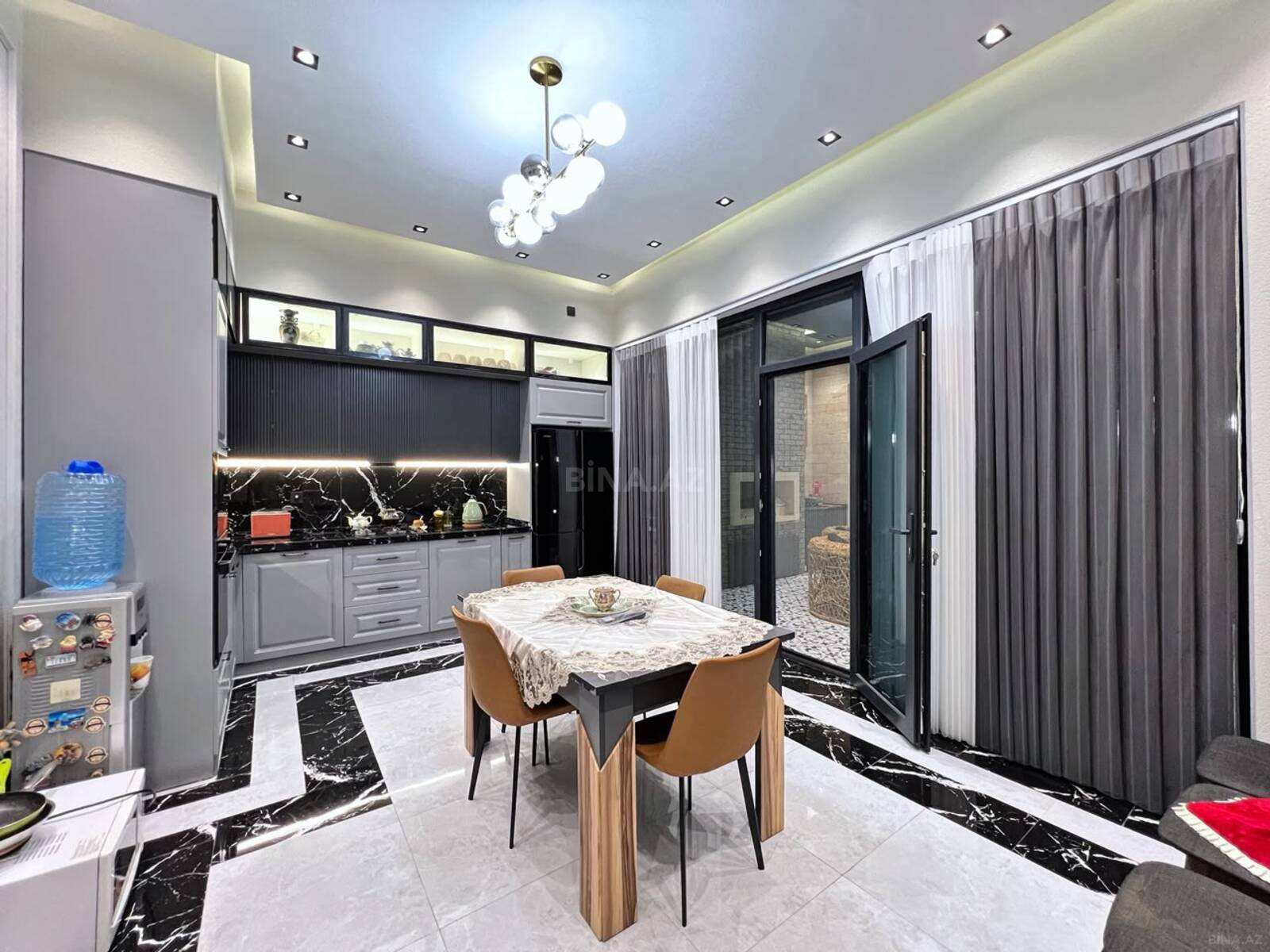 4 otaqlı Həyət evi/Bağ evi, Mərdəkan q., Bakı