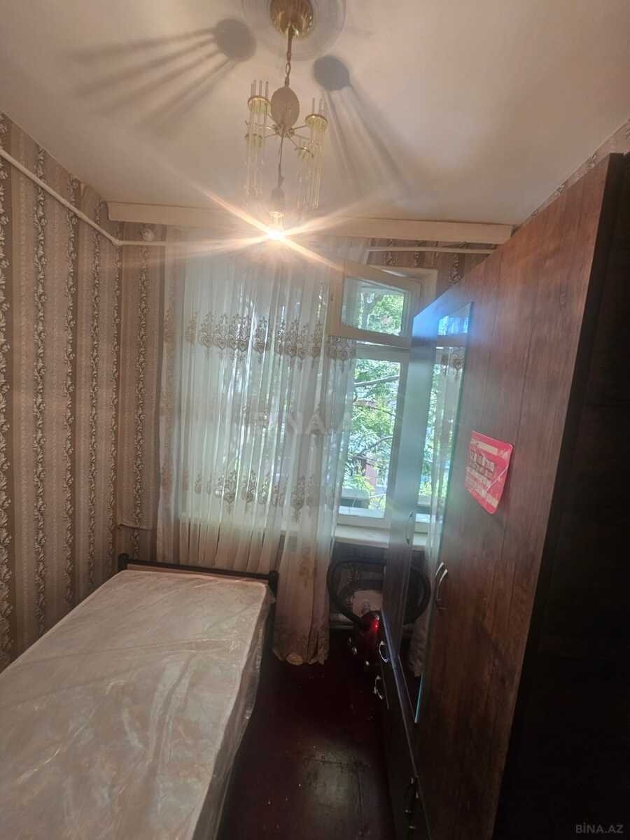 1 otaqlı Köhnə tikili, Elmlər Akademiyası m., Bakı