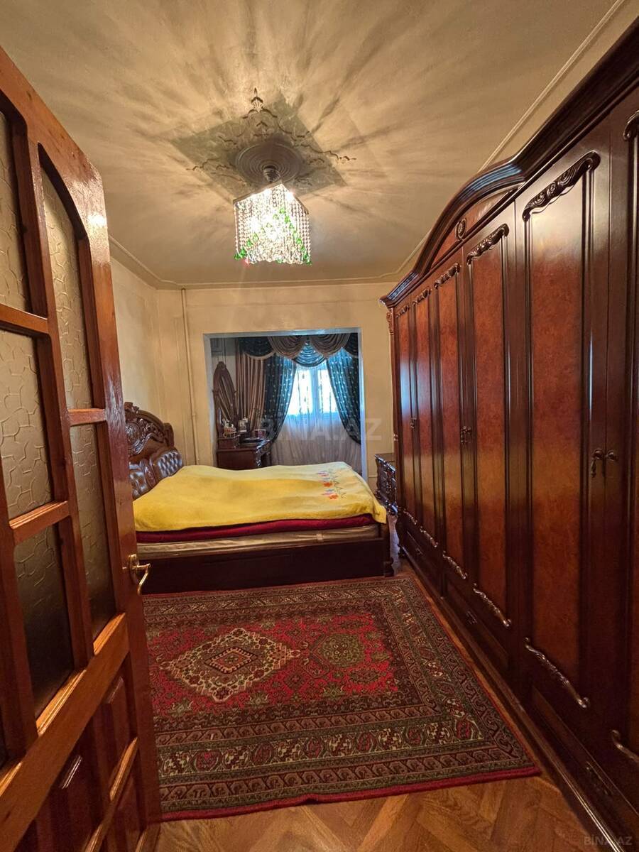 3 otaqlı Köhnə tikili, Azadlıq Prospekti m., Bakı