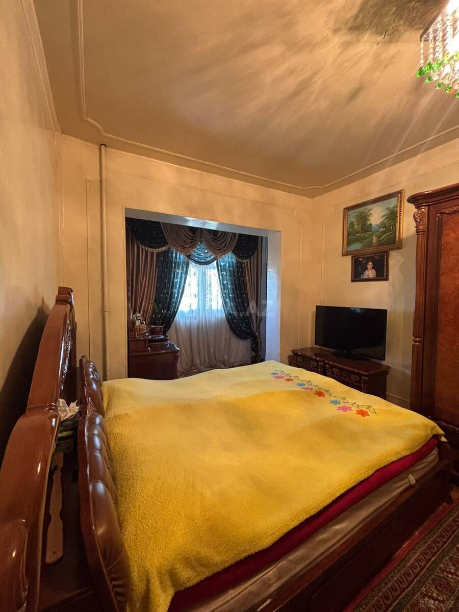 3 otaqlı Köhnə tikili, Azadlıq Prospekti m., Bakı