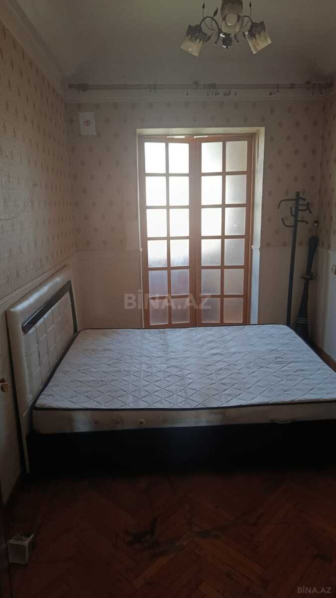 3 otaqlı Köhnə tikili, Həzi Aslanov m., Bakı