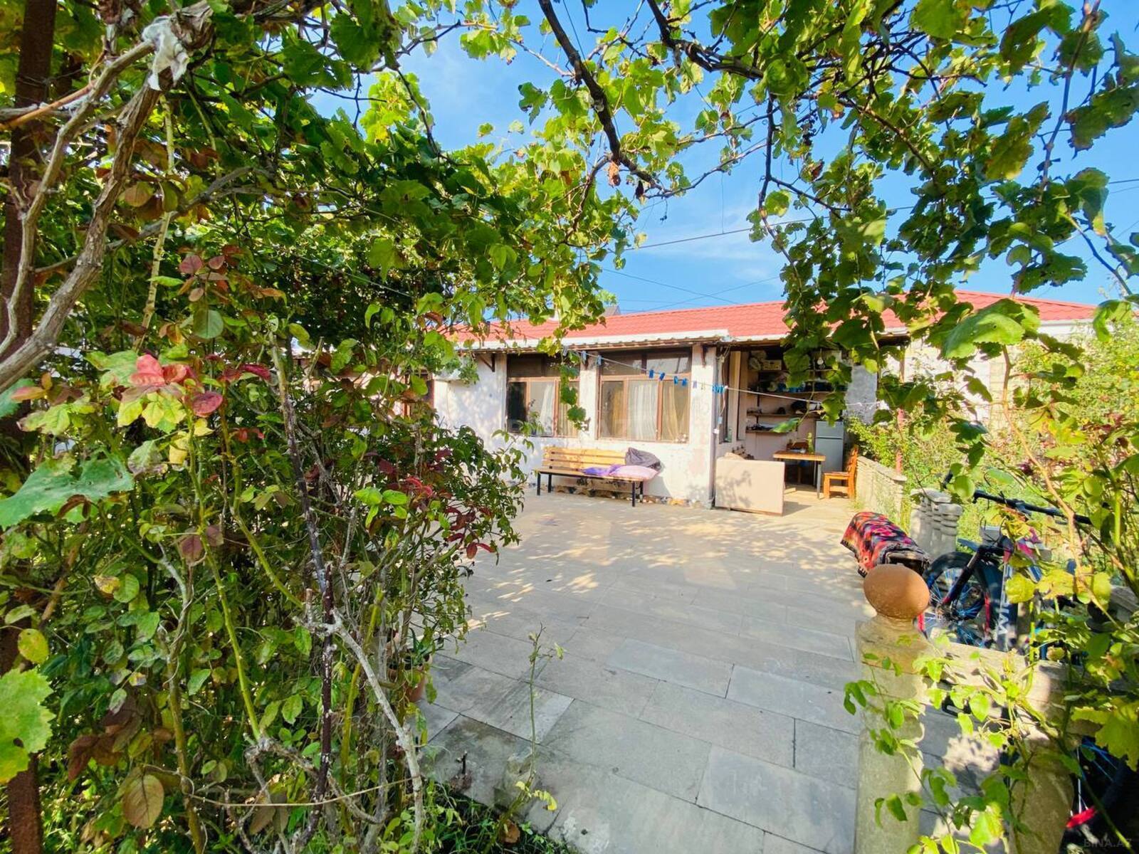 Torpaq Mərdəkan q., Bakı