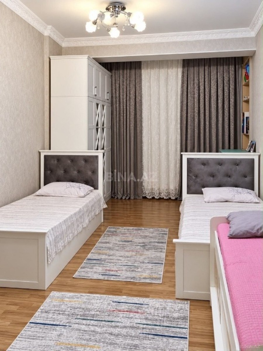 3 otaqlı Yeni tikili, Memar Əcəmi m., Bakı