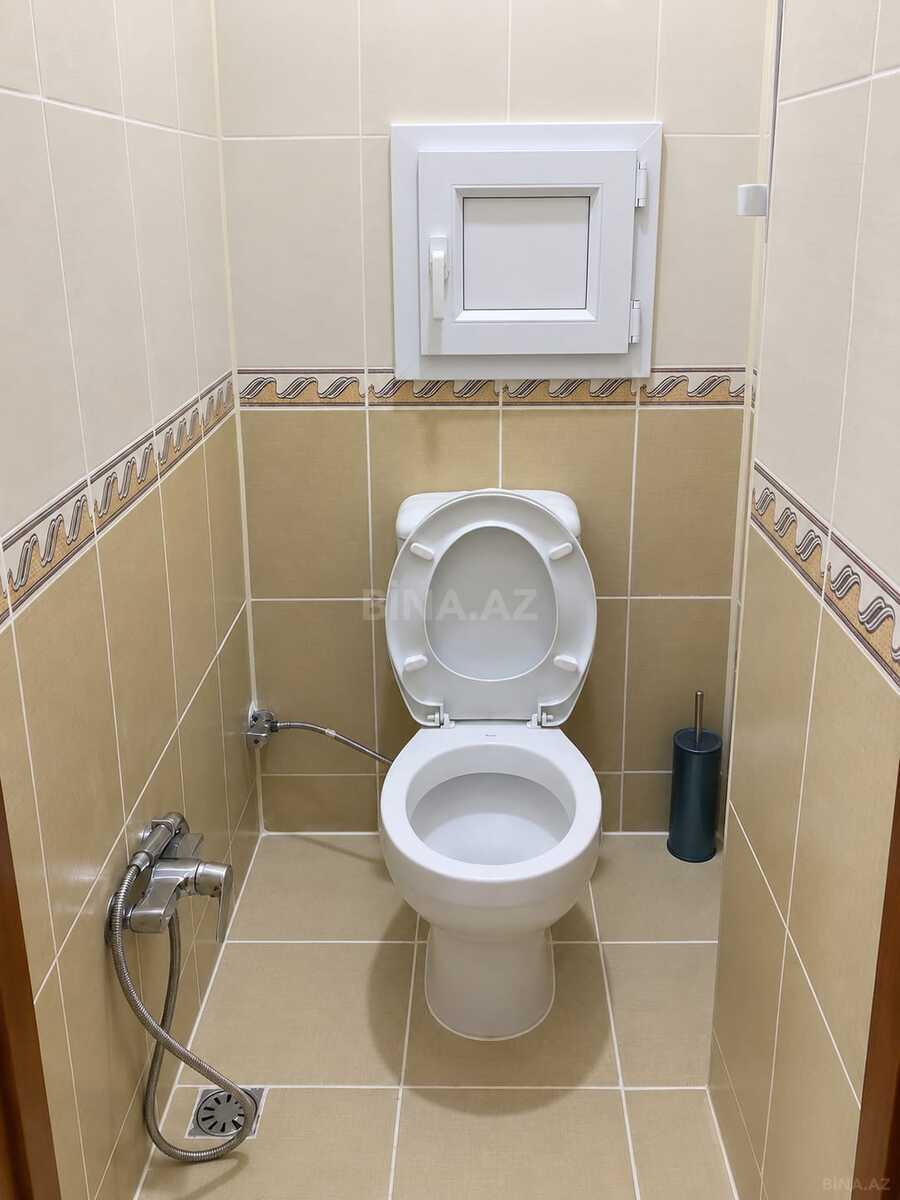 4 otaqlı Köhnə tikili, Xalqlar Dostluğu m., Bakı
