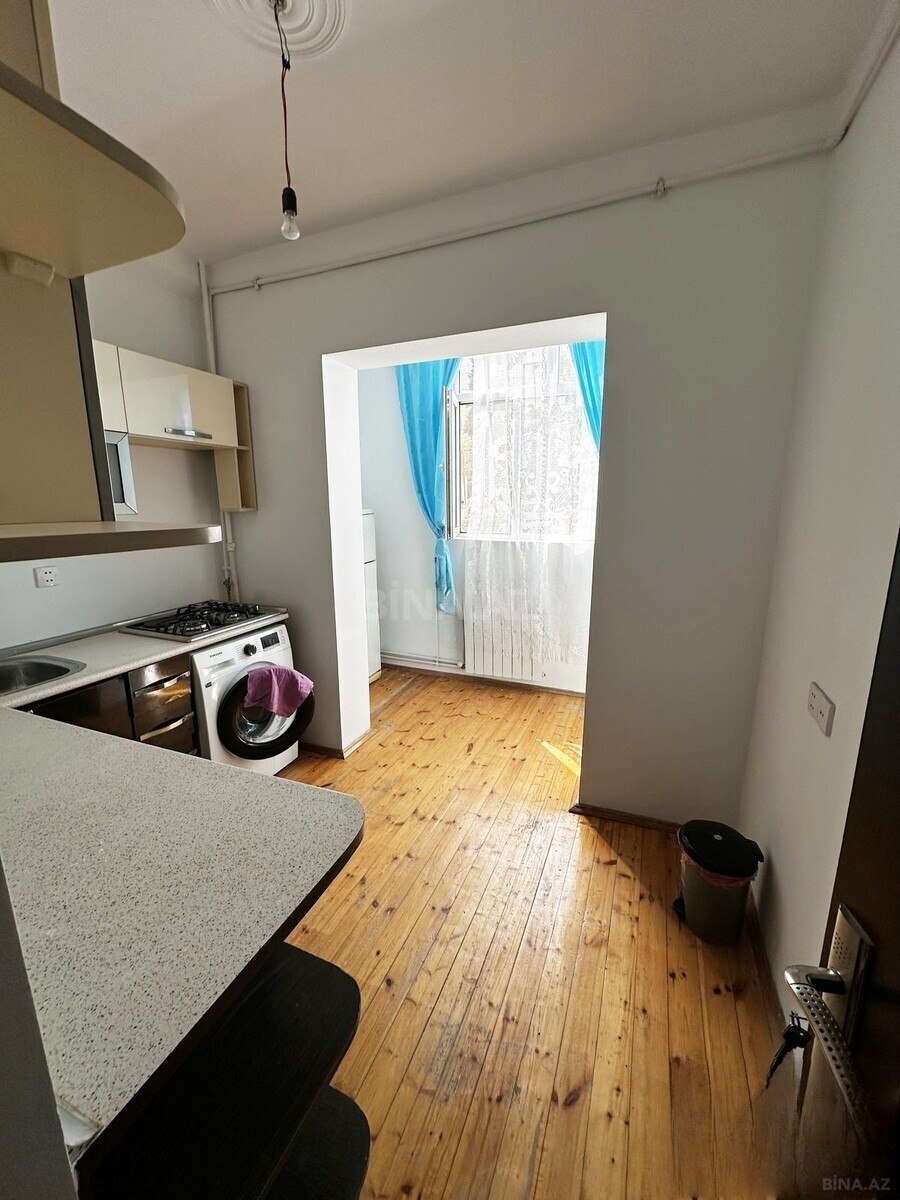 2 otaqlı Köhnə tikili, Yeni Yasamal q., Bakı