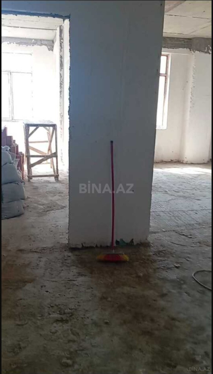 4 otaqlı Yeni tikili, Nizami m., Bakı
