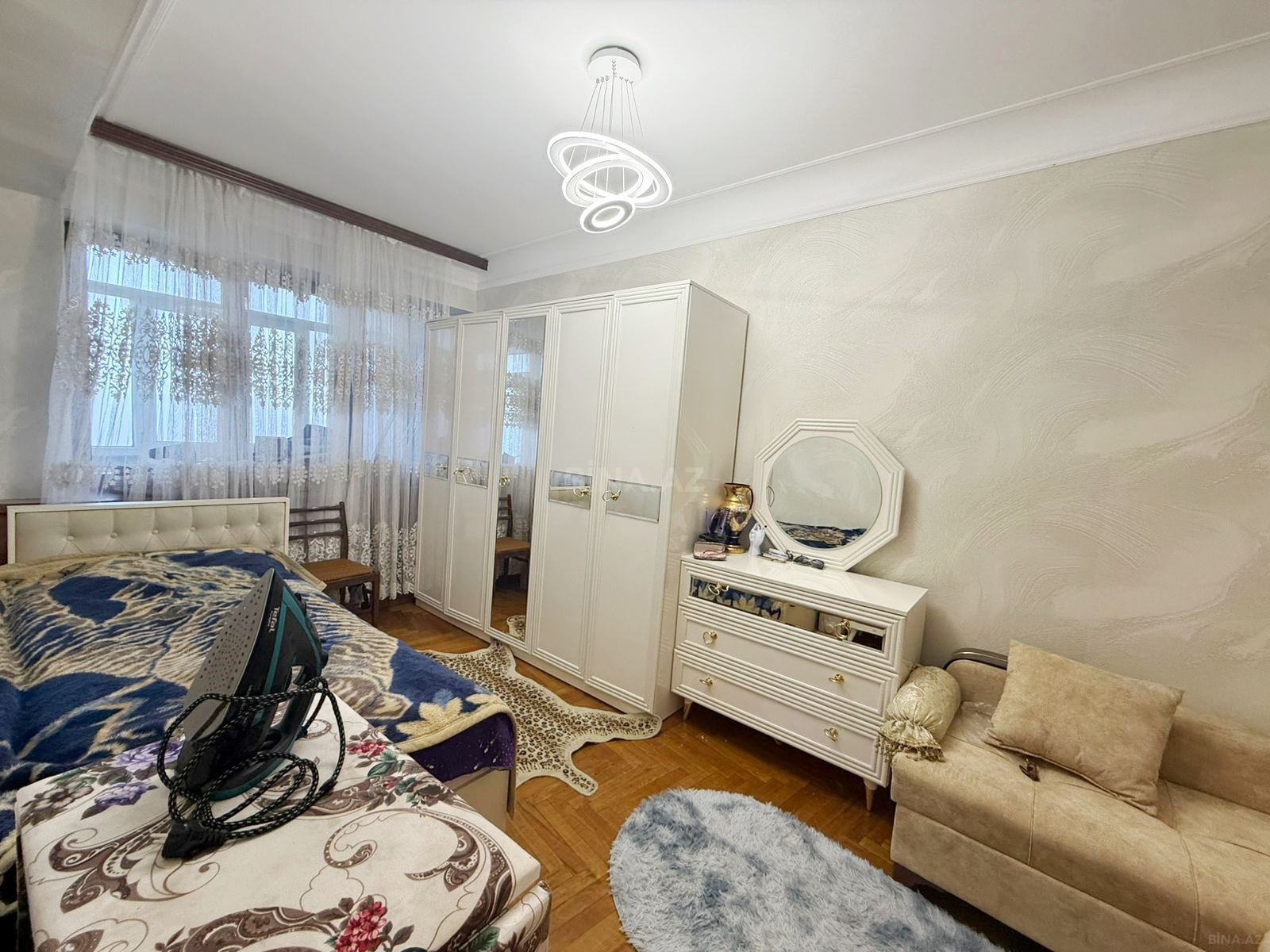 3 otaqlı Köhnə tikili, Gənclik m., Bakı