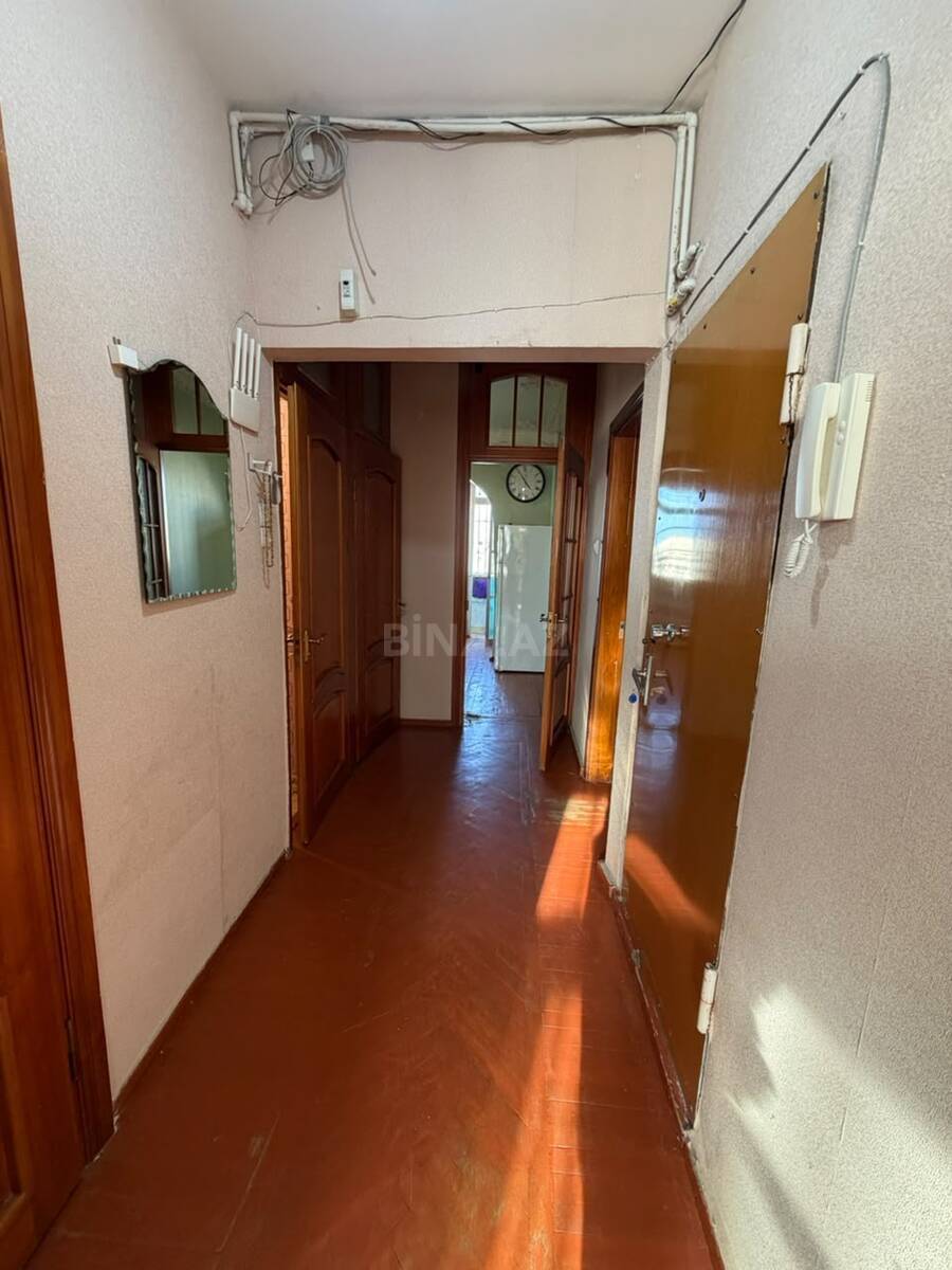 2 otaqlı Köhnə tikili, Xalqlar Dostluğu m., Bakı