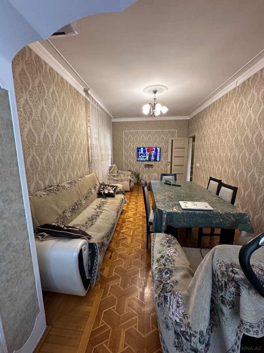 4 otaqlı Köhnə tikili, İnşaatçılar m., Bakı