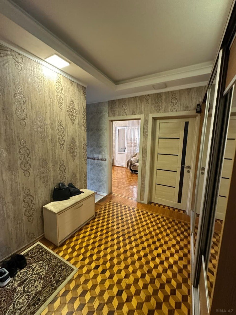 4 otaqlı Köhnə tikili, İnşaatçılar m., Bakı