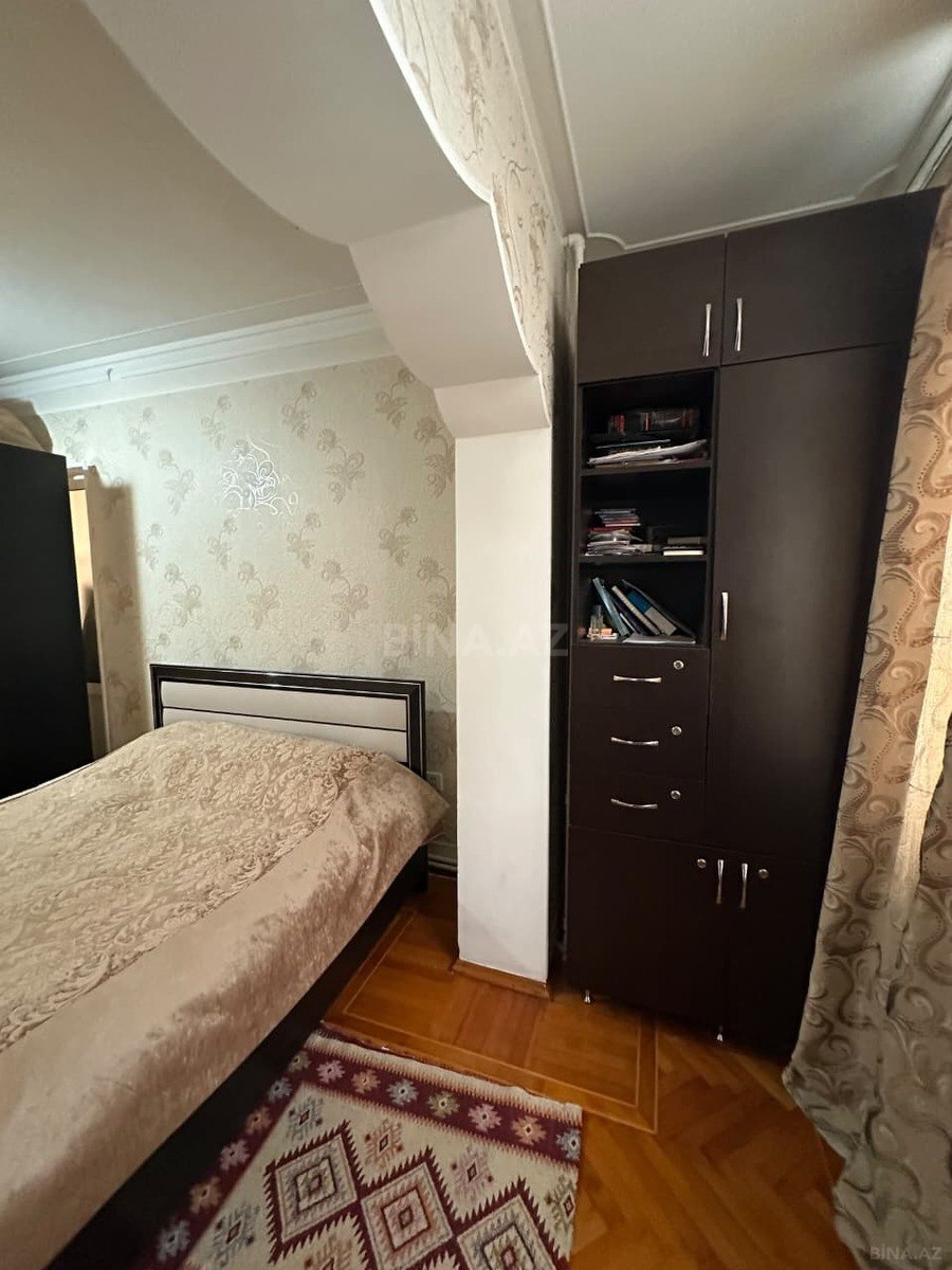 4 otaqlı Köhnə tikili, İnşaatçılar m., Bakı