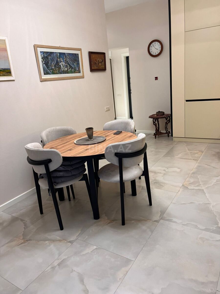 3 otaqlı Yeni tikili, Şah İsmayıl Xətai m., Bakı