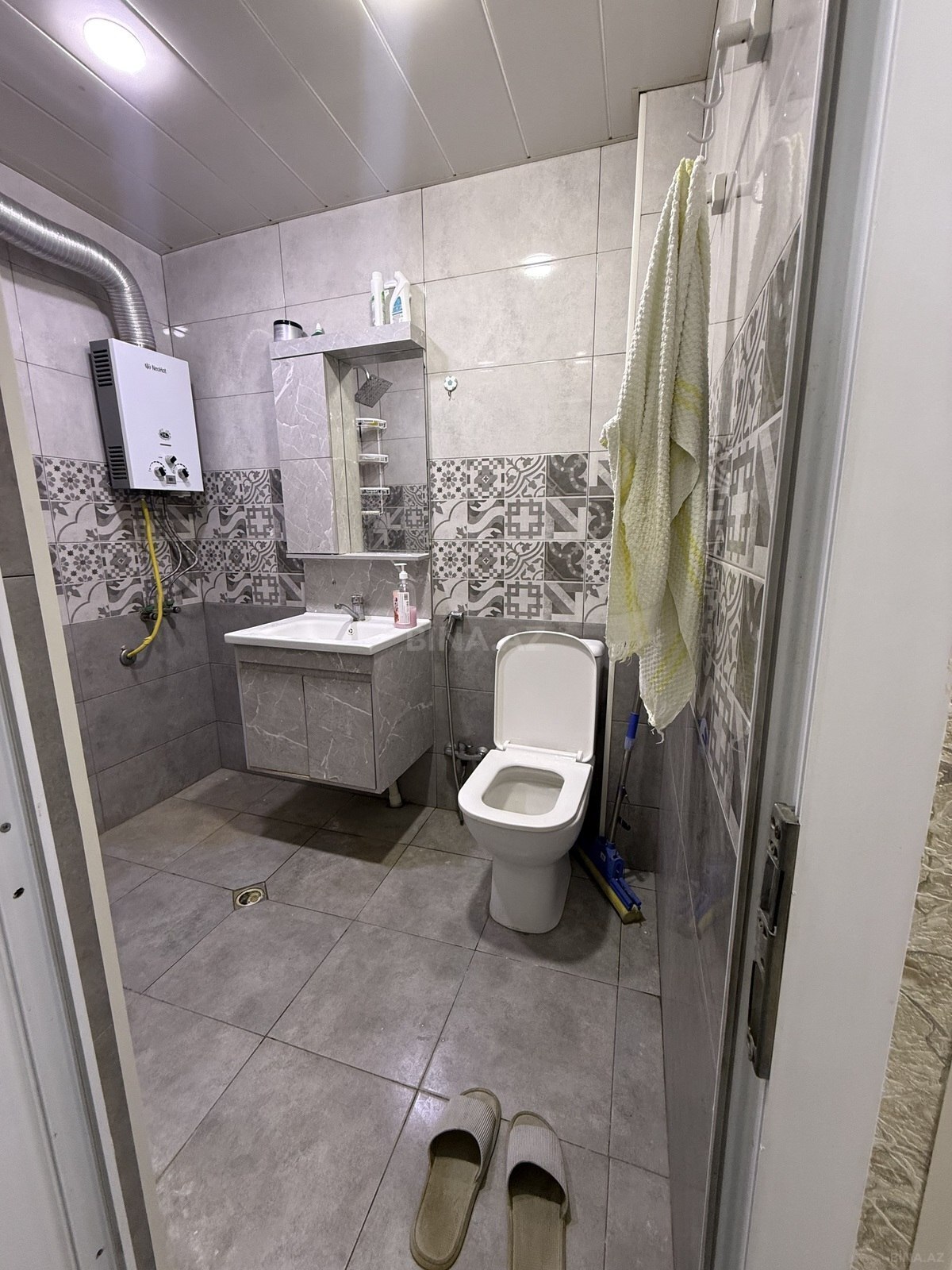 2 otaqlı Köhnə tikili, Xalqlar Dostluğu m., Bakı