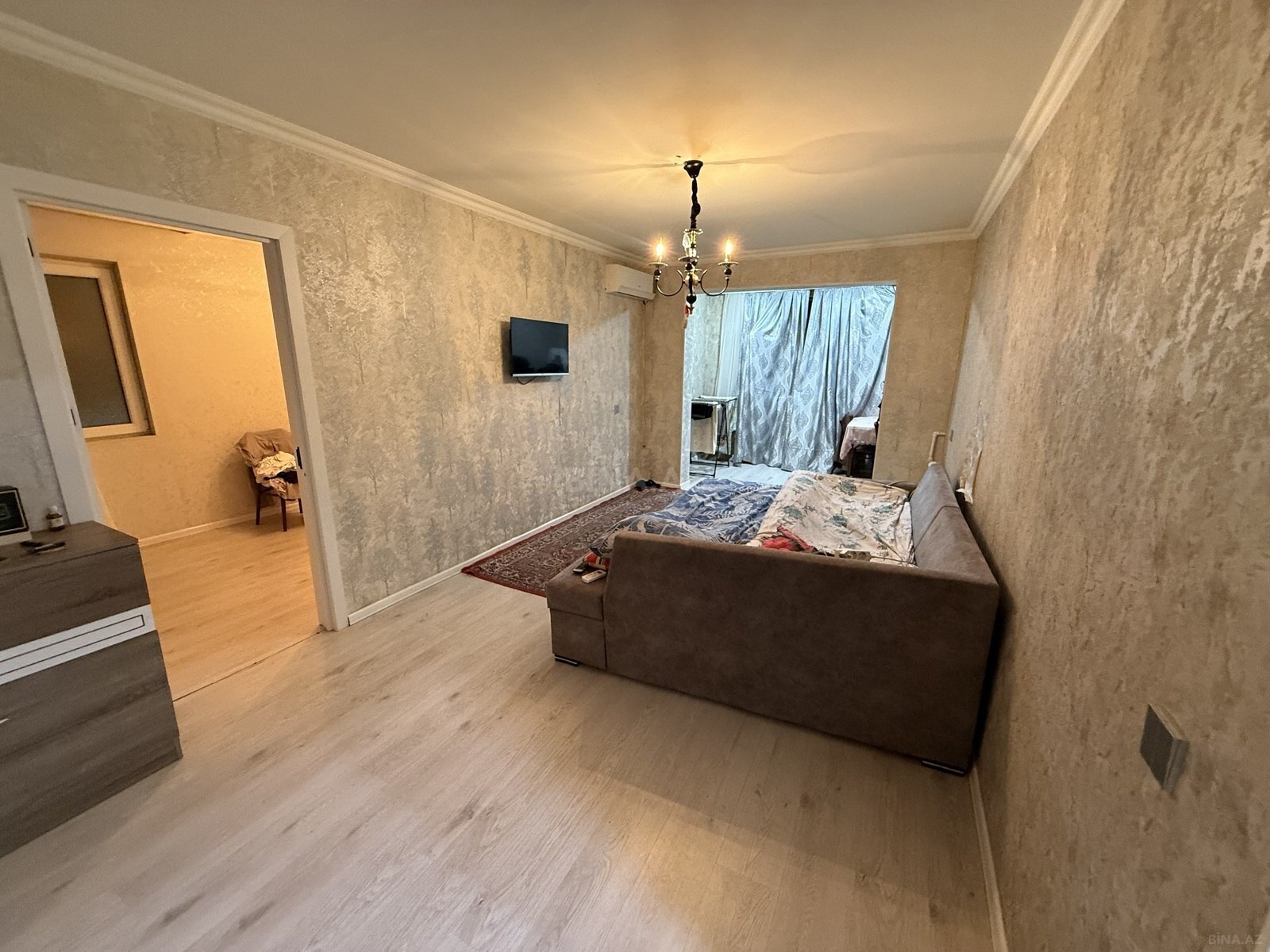 2 otaqlı Köhnə tikili, Xalqlar Dostluğu m., Bakı