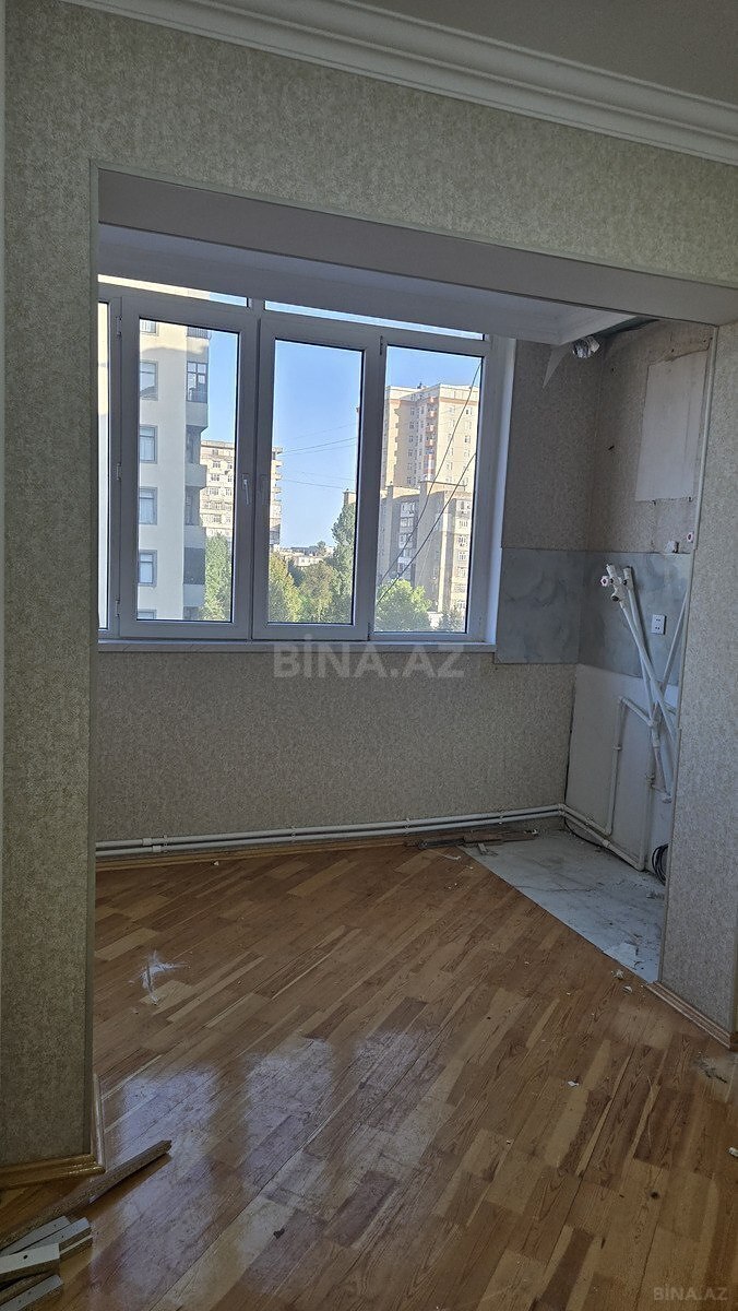 3 otaqlı Köhnə tikili, Azadlıq Prospekti m., Bakı