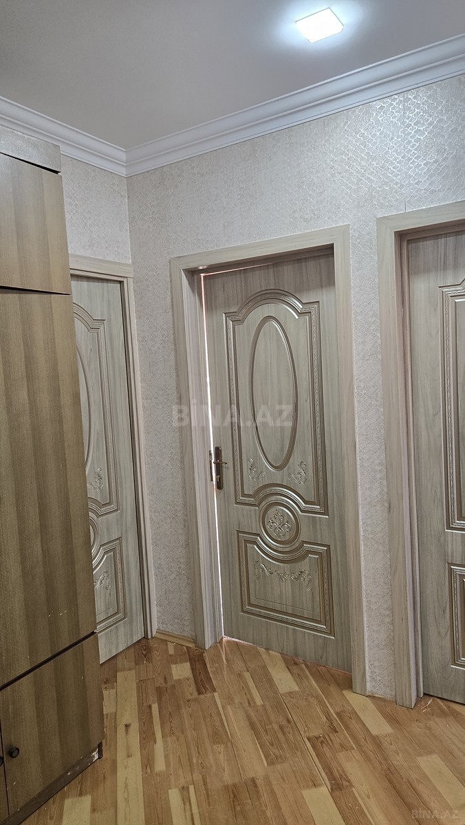 3 otaqlı Köhnə tikili, Azadlıq Prospekti m., Bakı