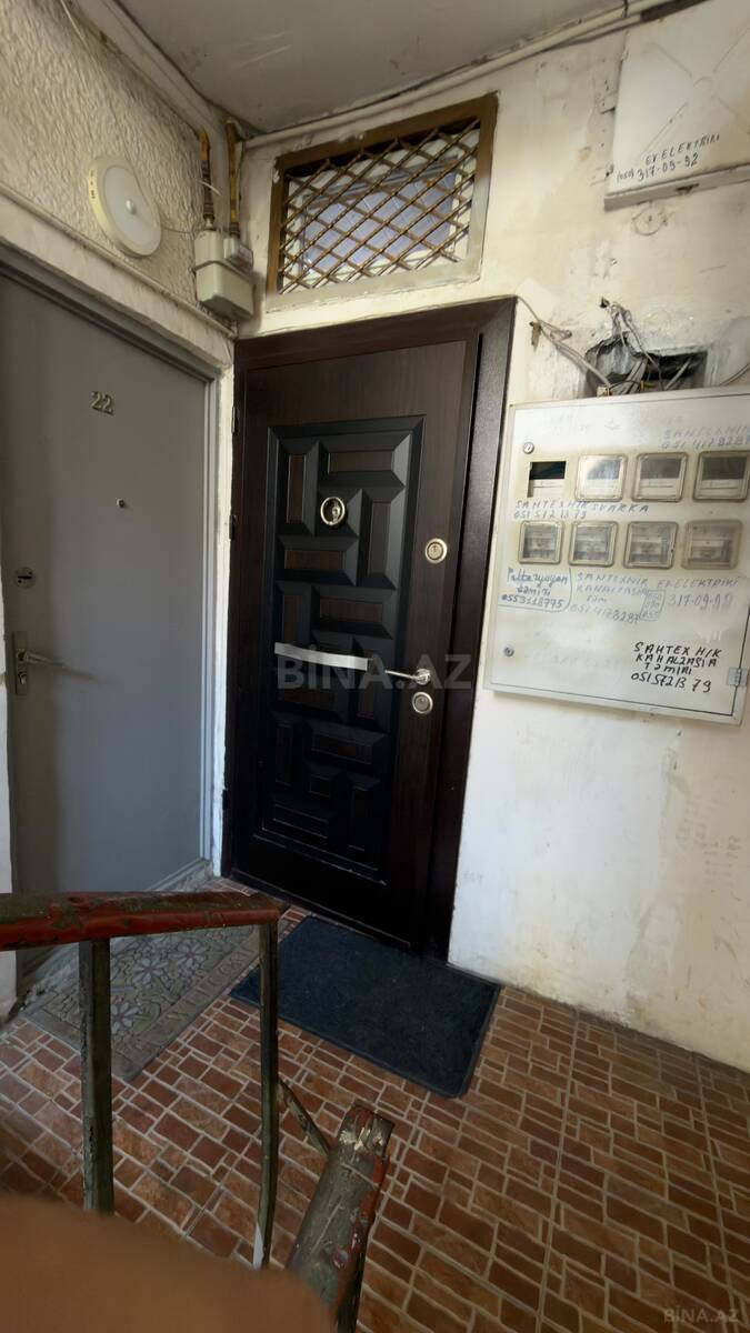 3 otaqlı Köhnə tikili, Memar Əcəmi m., Bakı