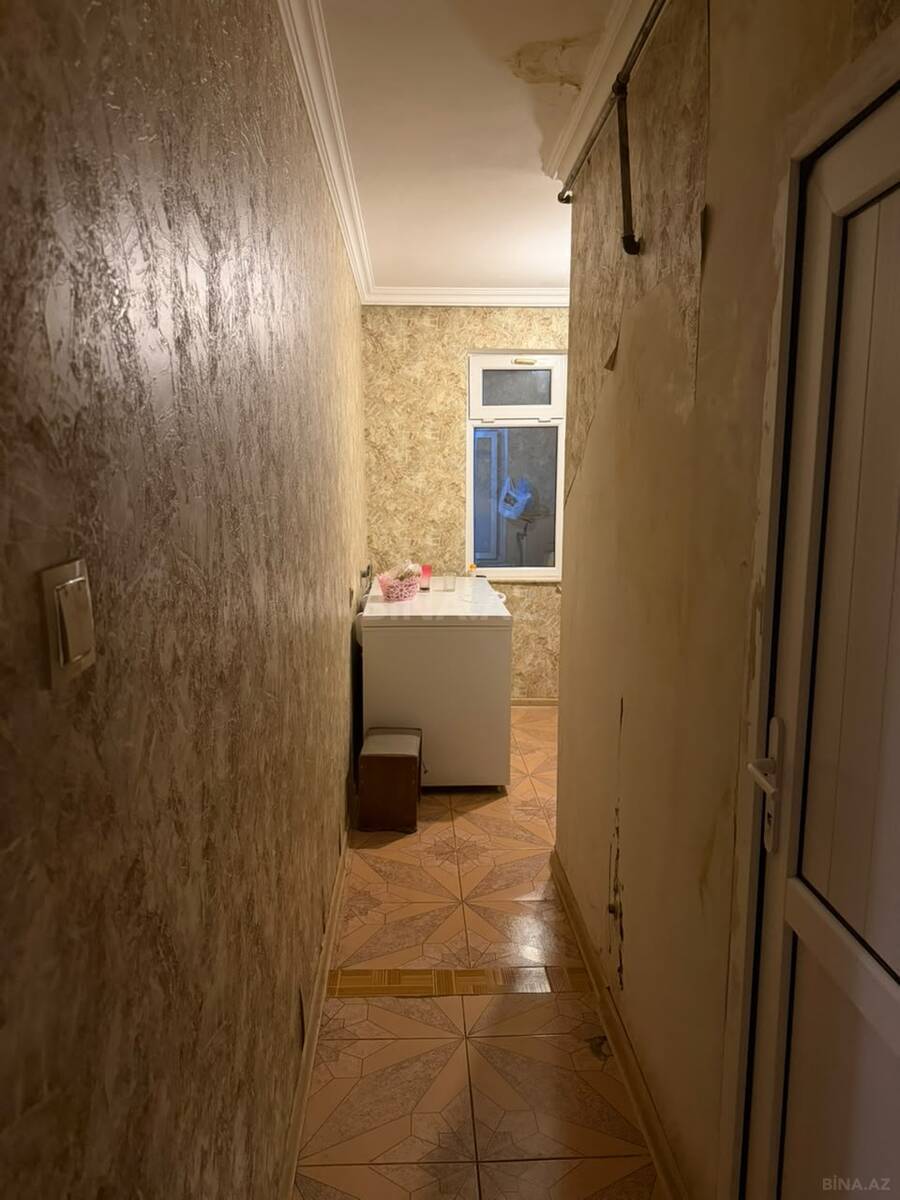 4 otaqlı Köhnə tikili, Xalqlar Dostluğu m., Bakı