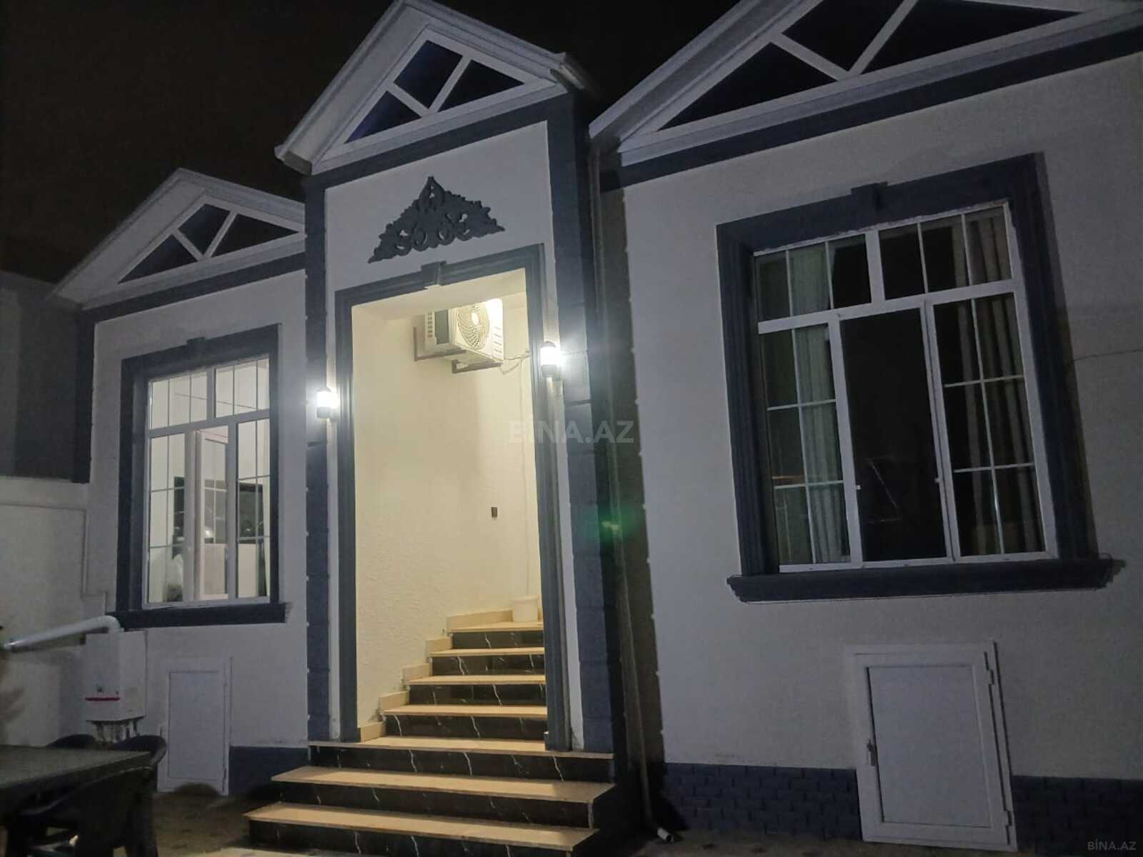 3 otaqlı, 80.0 m², Savalan