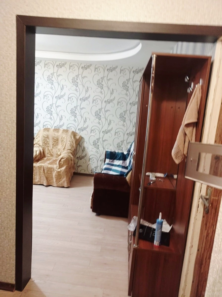 2 otaqlı Köhnə tikili, Neftçilər m., Bakı