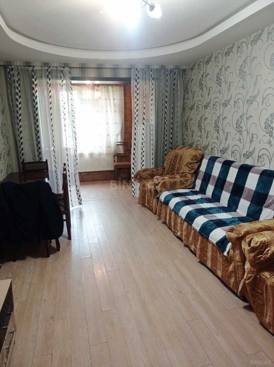 2 otaqlı Köhnə tikili, Neftçilər m., Bakı