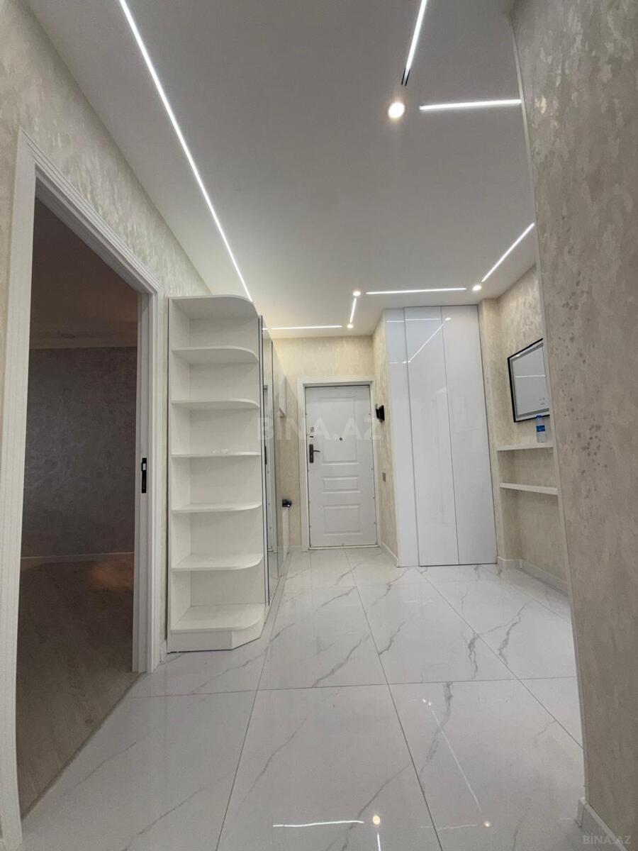 3 otaqlı Köhnə tikili, Xalqlar Dostluğu m., Bakı
