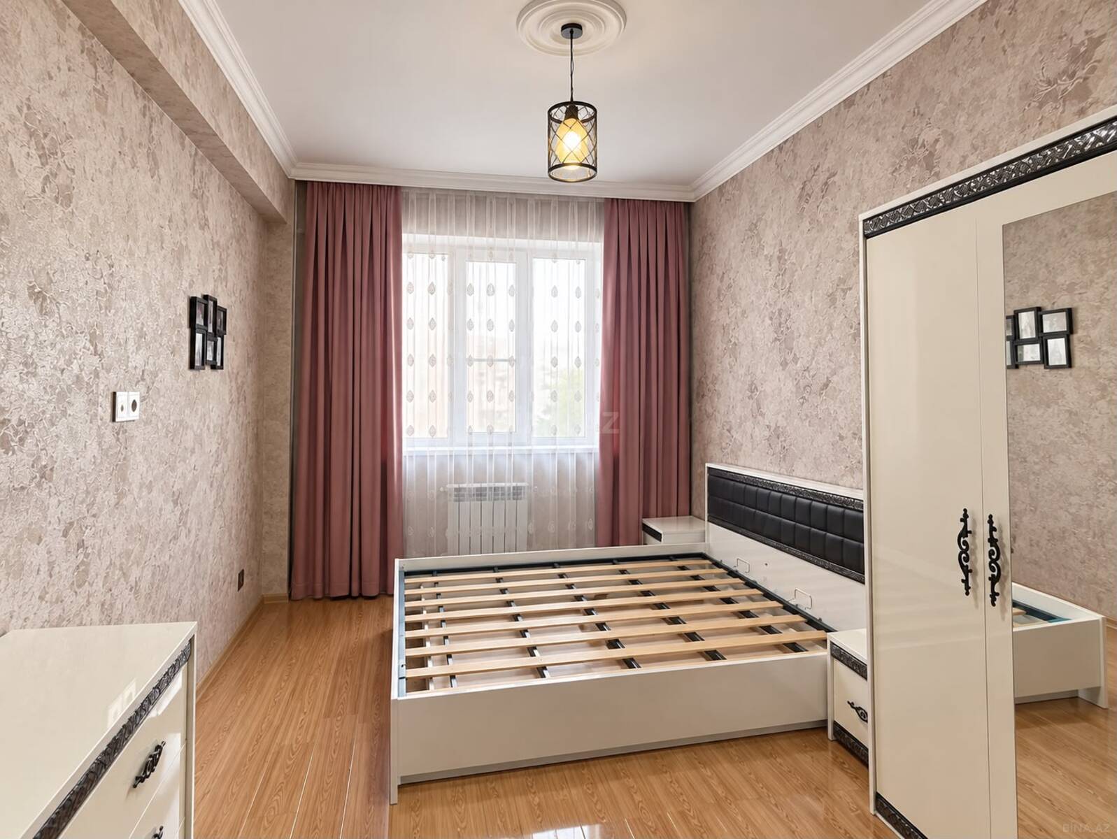 2 otaqlı Yeni tikili, Xırdalan