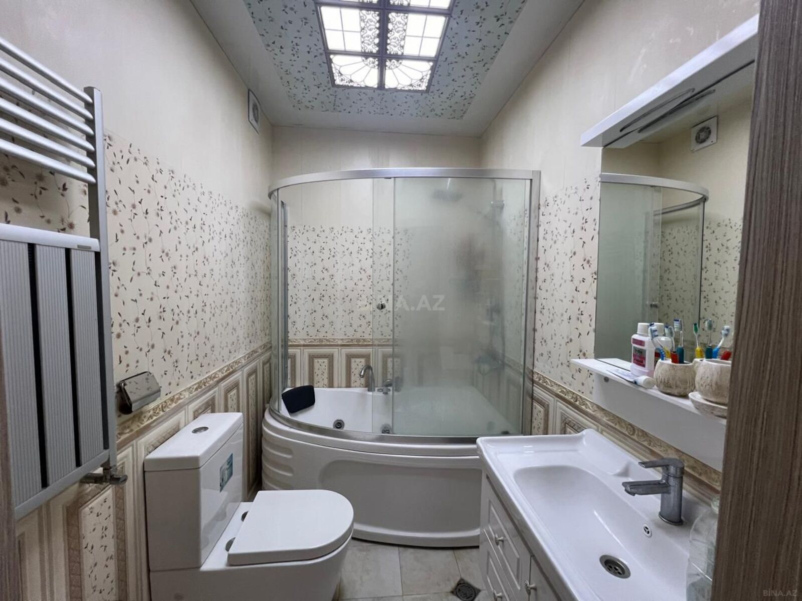 3 otaqlı Yeni tikili, Şah İsmayıl Xətai m., Bakı
