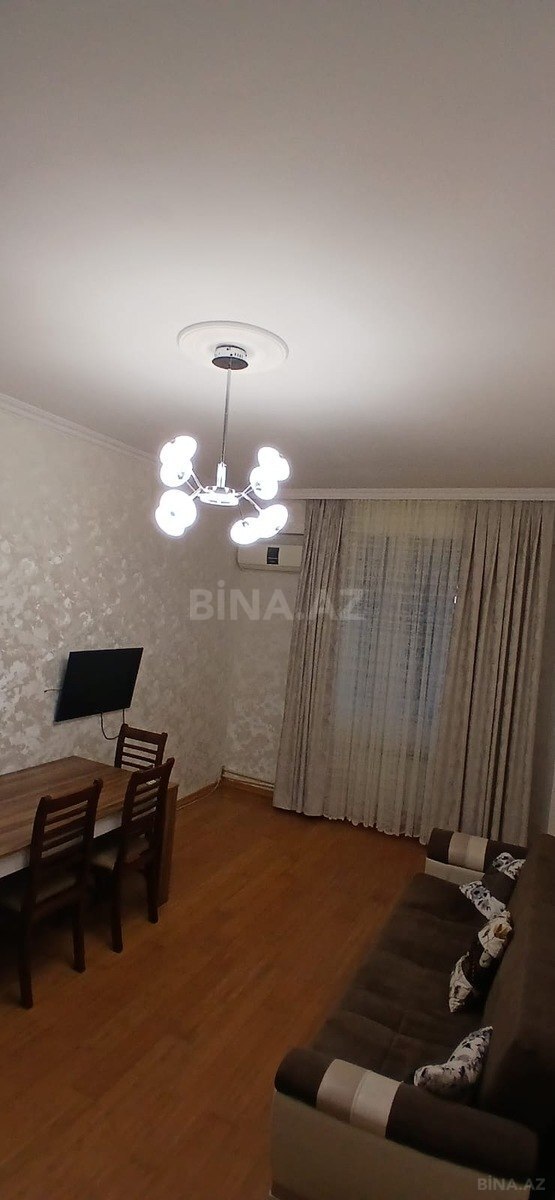 2 otaqlı Yeni tikili, Xırdalan