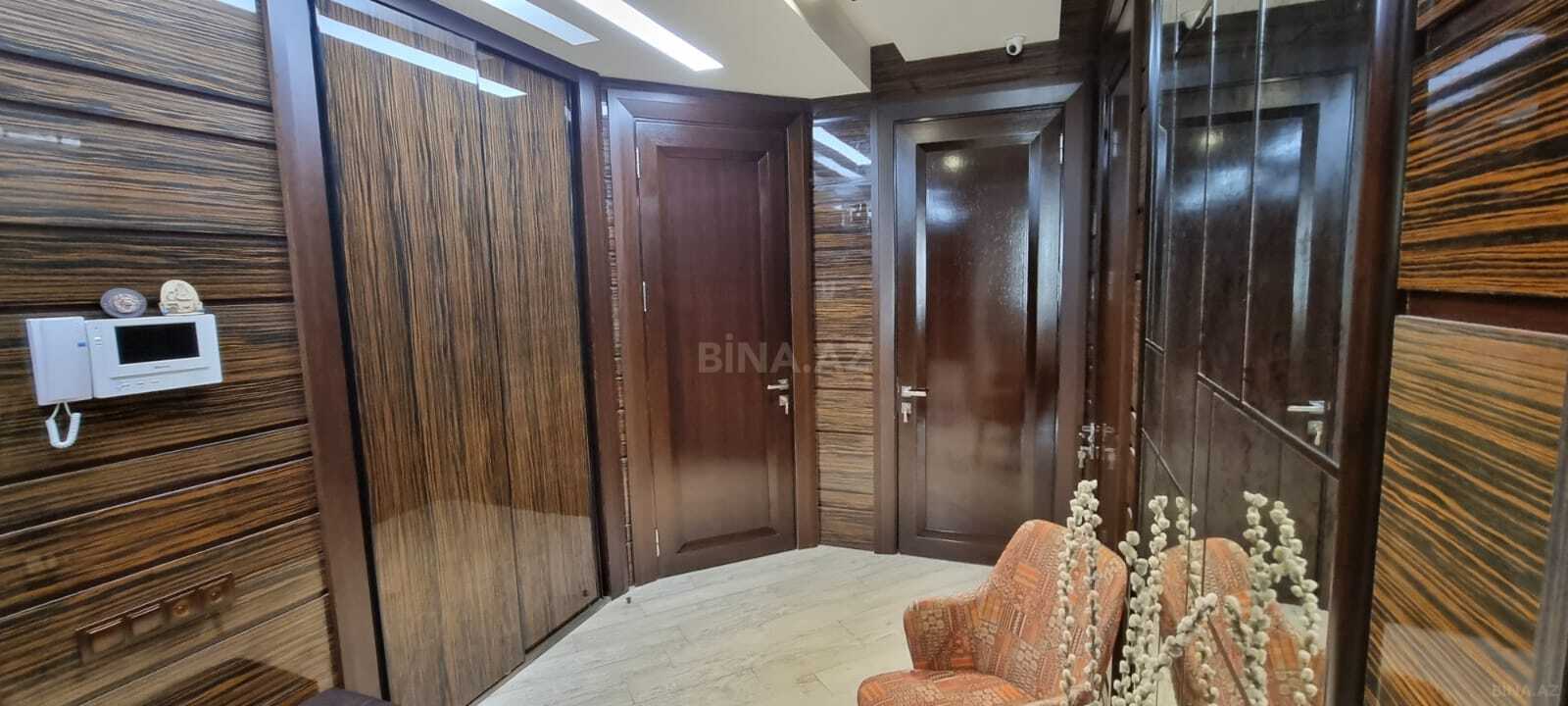 3 otaqlı Yeni tikili, Şah İsmayıl Xətai m., Bakı