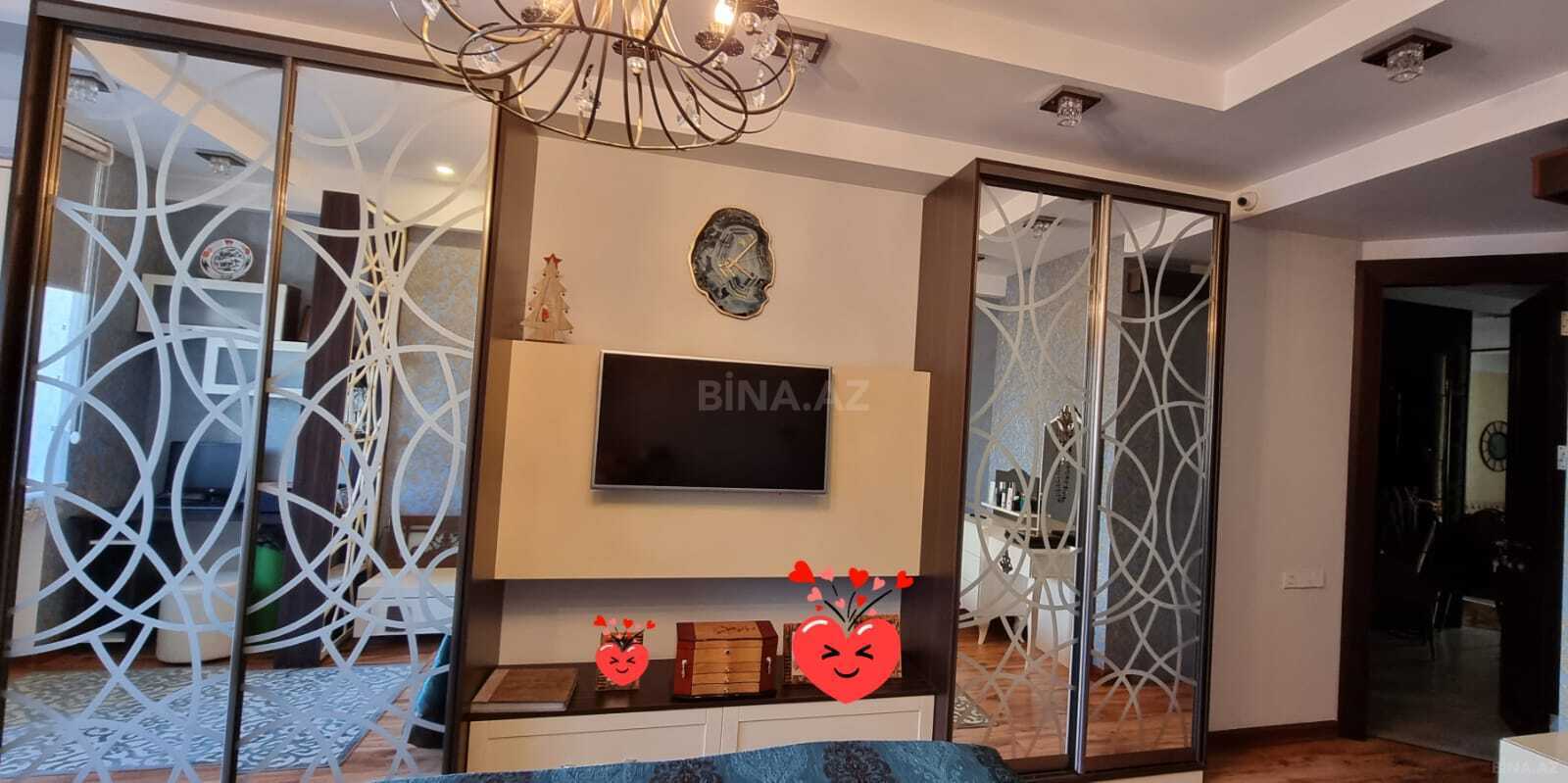 3 otaqlı Yeni tikili, Şah İsmayıl Xətai m., Bakı