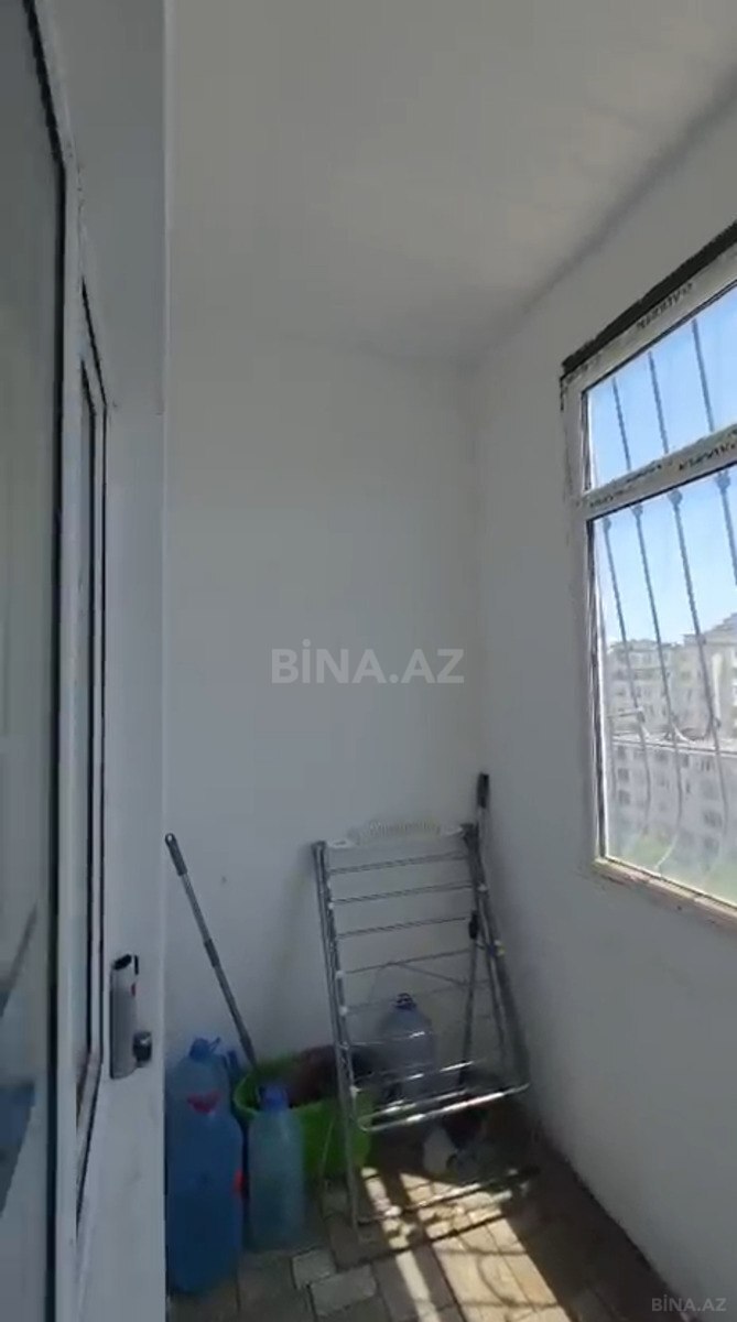 3 otaqlı Köhnə tikili, Bakıxanov q., Bakı