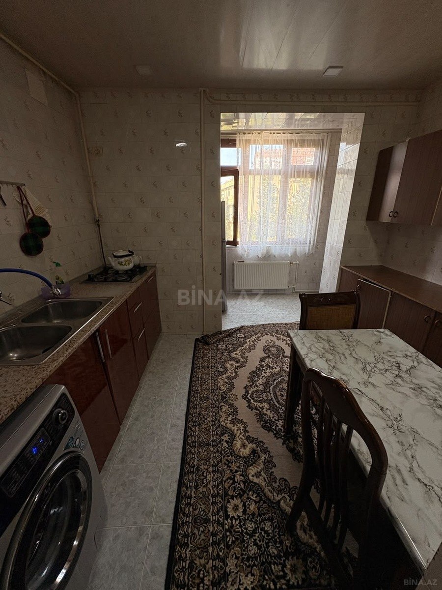 4 otaqlı Köhnə tikili, Həzi Aslanov m., Bakı