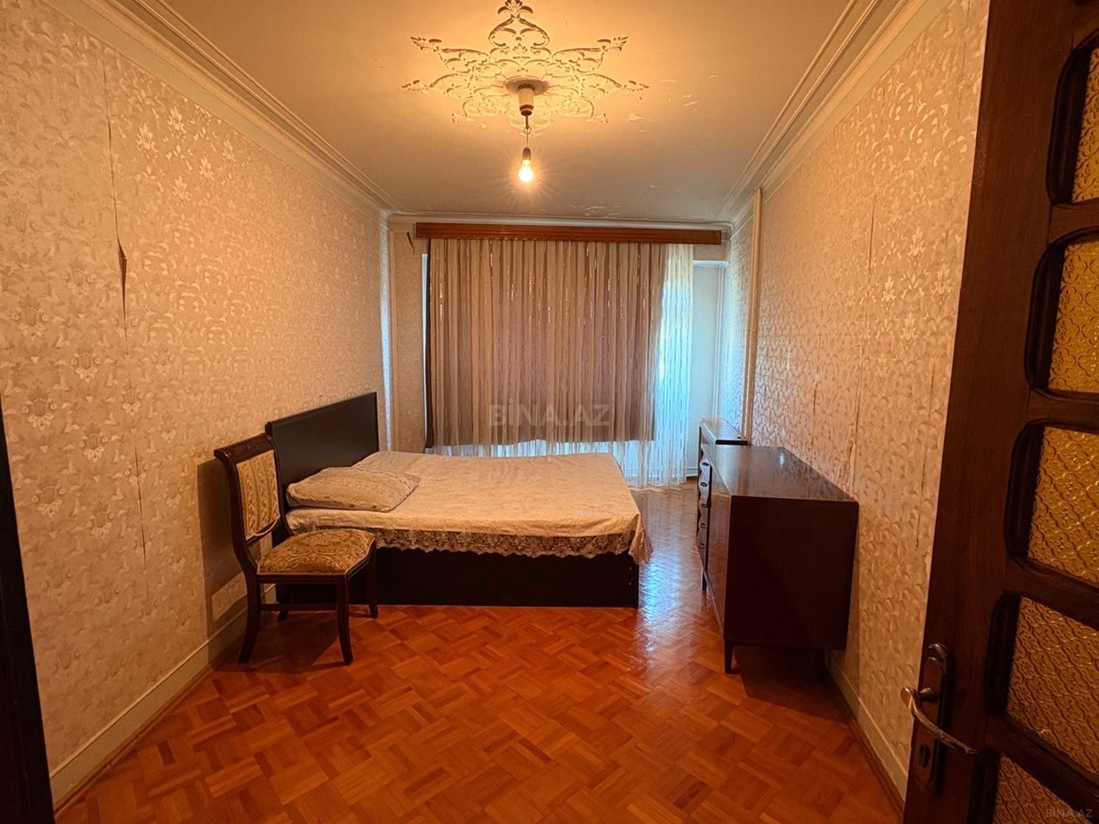 4 otaqlı Köhnə tikili, Həzi Aslanov m., Bakı