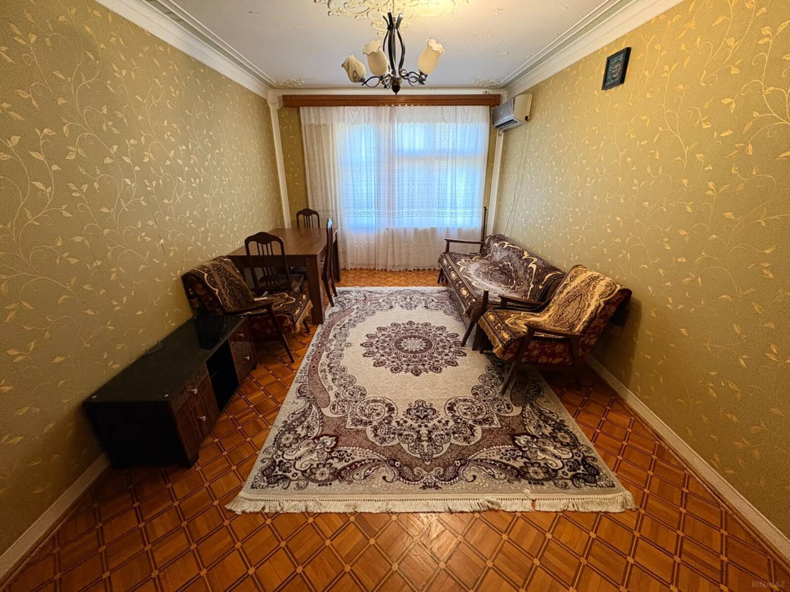4 otaqlı Köhnə tikili, Həzi Aslanov m., Bakı
