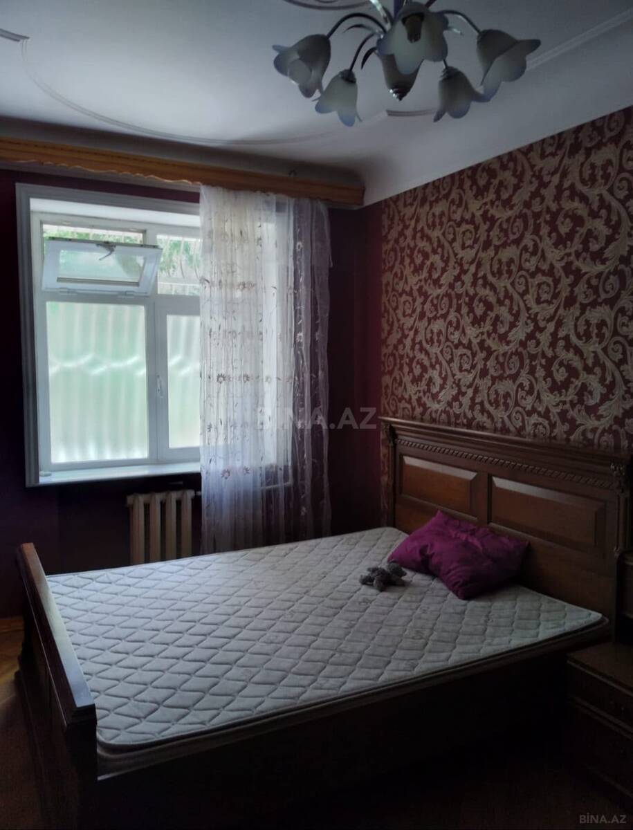 3 otaqlı Köhnə tikili, Elmlər Akademiyası m., Bakı